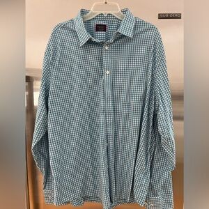 UNTUCKit men’s shirt
3XL